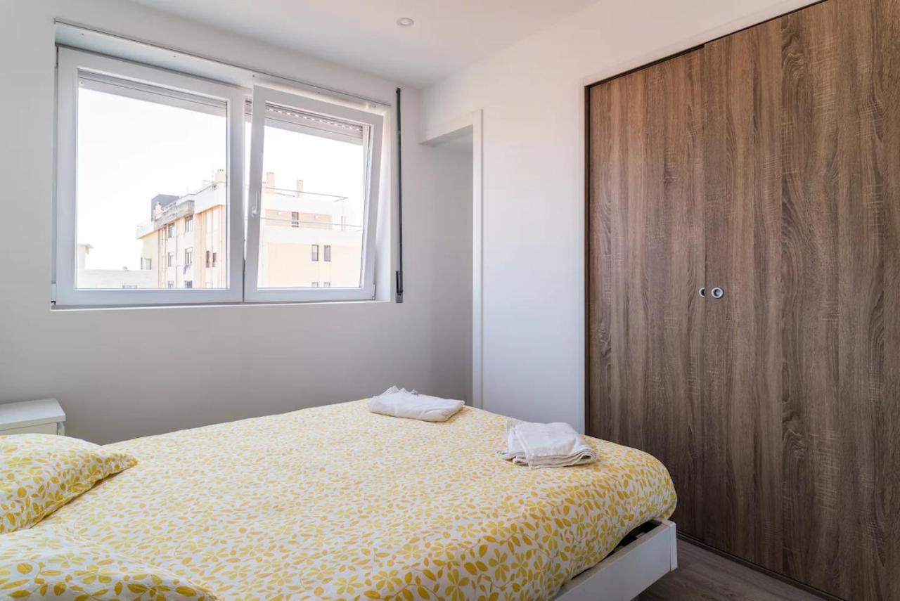 Encantador Apartamento A Frente Da Praia Do Sunset Фігейра-да-Фош Екстер'єр фото