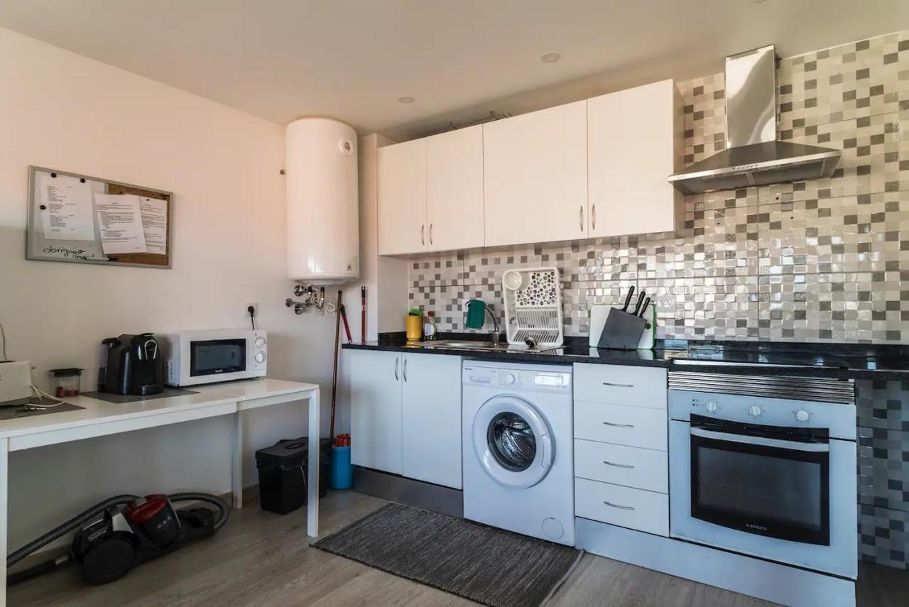 Encantador Apartamento A Frente Da Praia Do Sunset Фігейра-да-Фош Екстер'єр фото