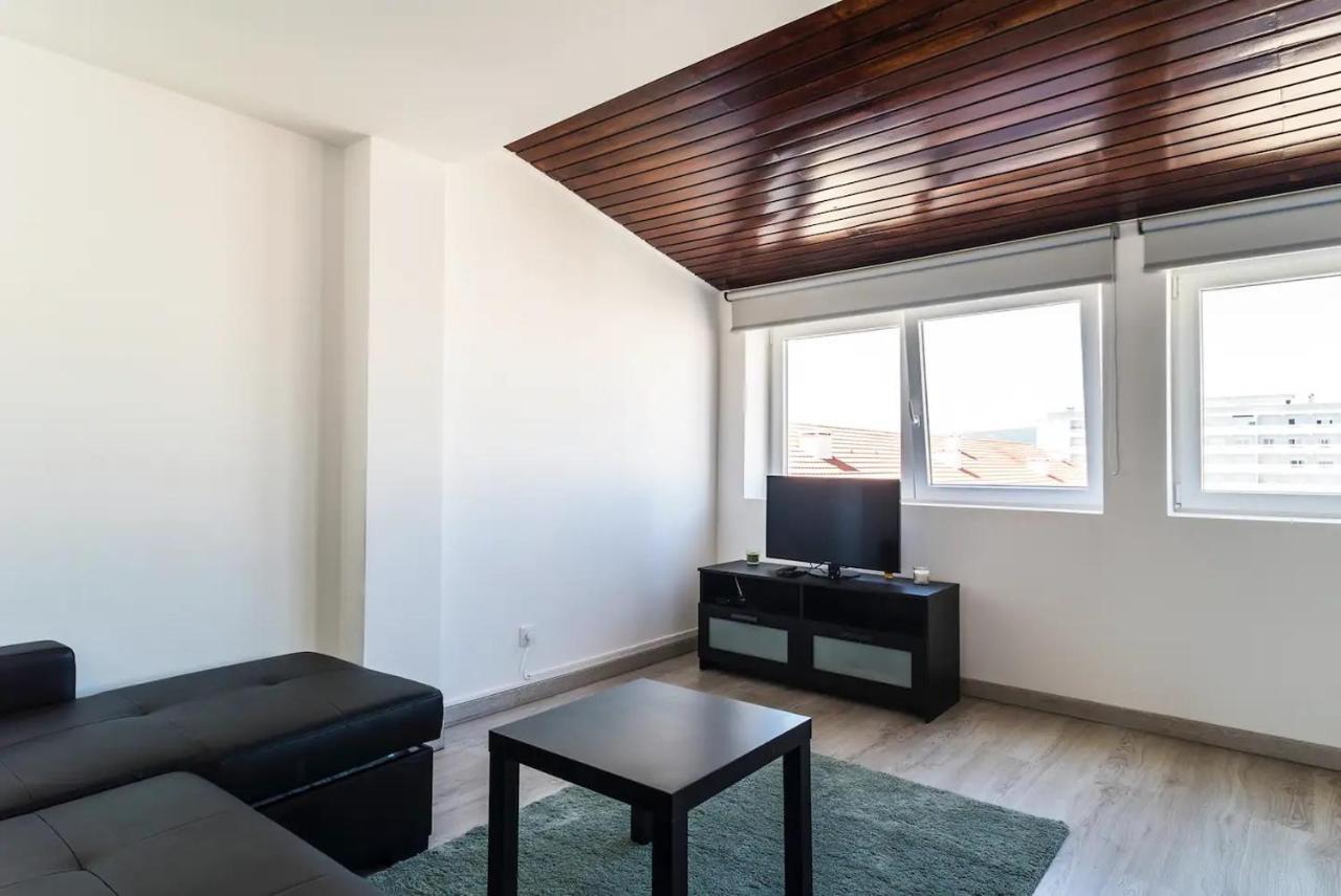 Encantador Apartamento A Frente Da Praia Do Sunset Фігейра-да-Фош Екстер'єр фото