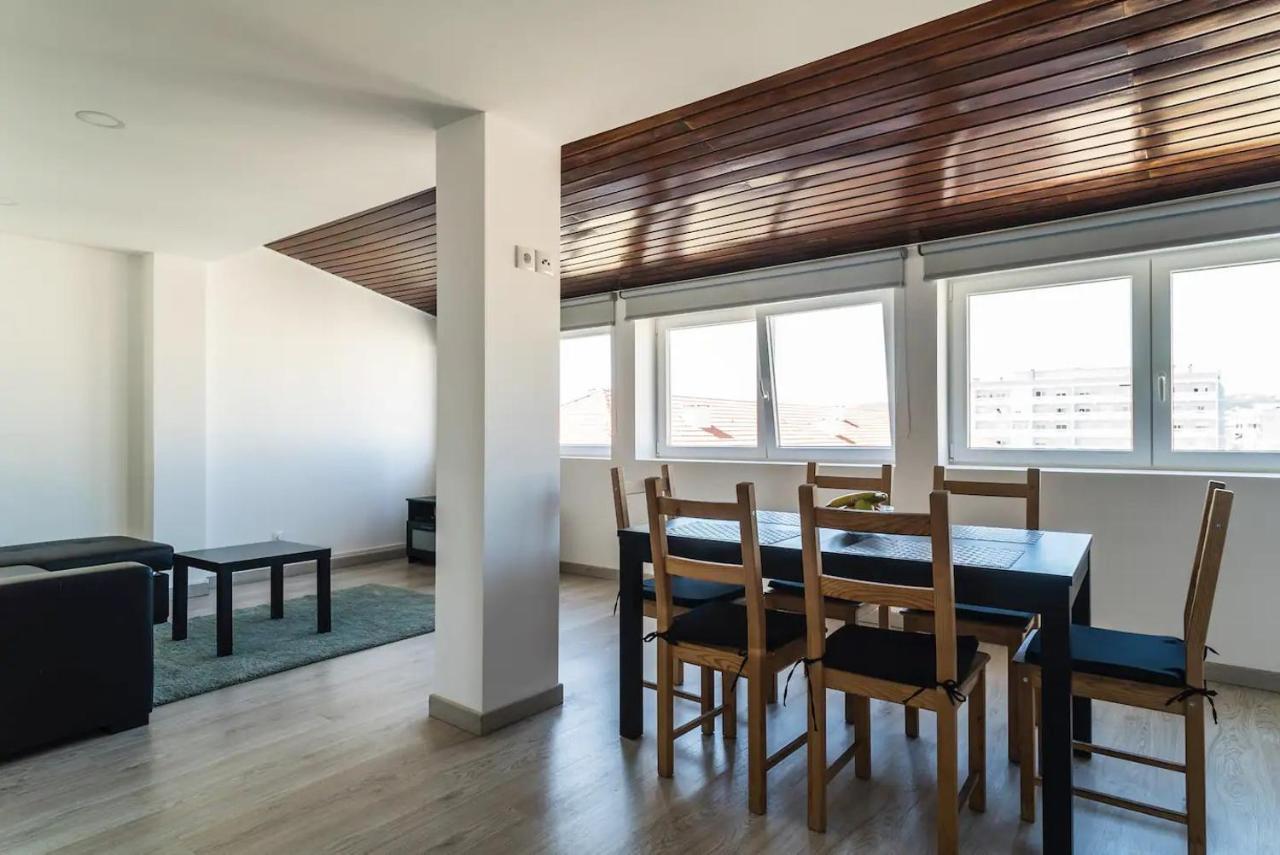 Encantador Apartamento A Frente Da Praia Do Sunset Фігейра-да-Фош Екстер'єр фото